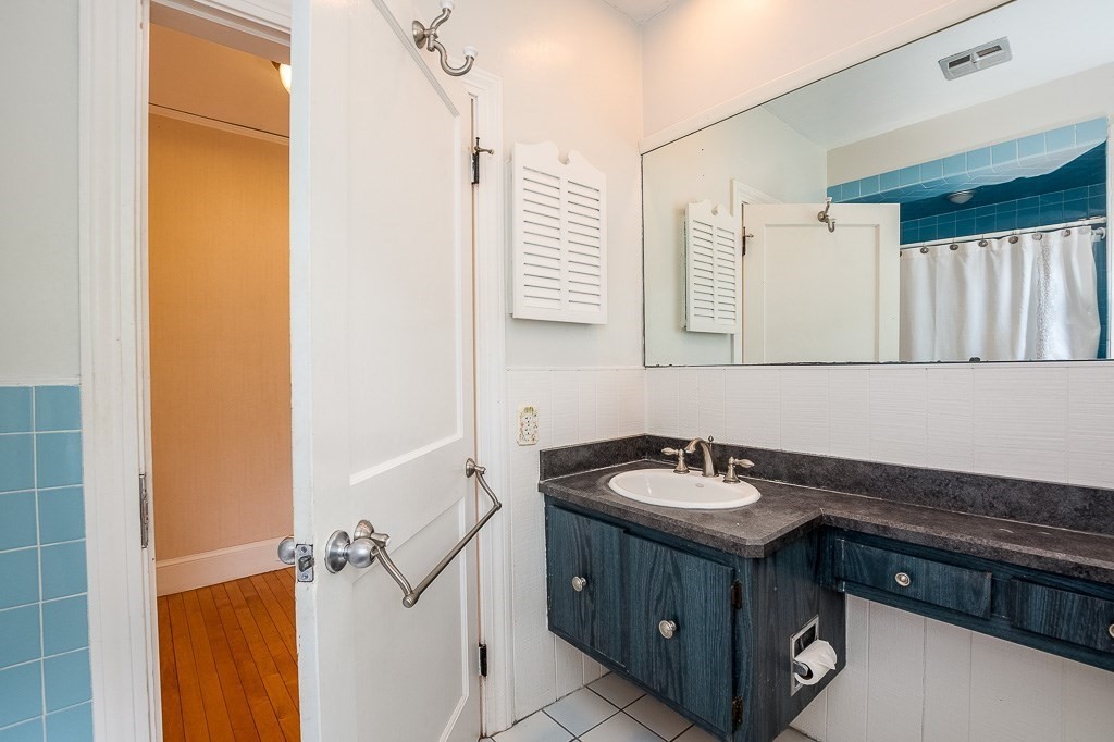 16 Lindale Avenue Dedham, MA 02026 - Photo 35 of 42