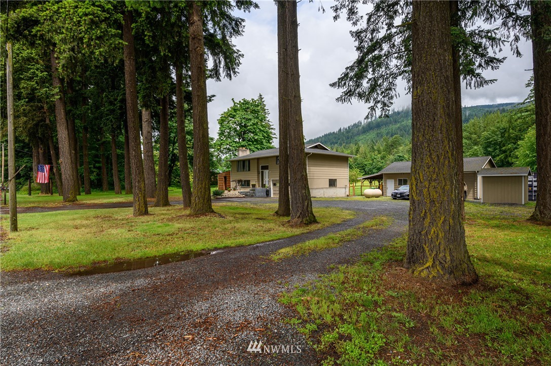 6348 Siper Road Everson, WA 98247 - Photo 4 of 26