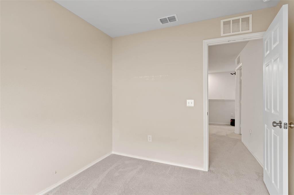 7016 Calshot Road Pilot Point, TX 76258 - Photo 17 of 28