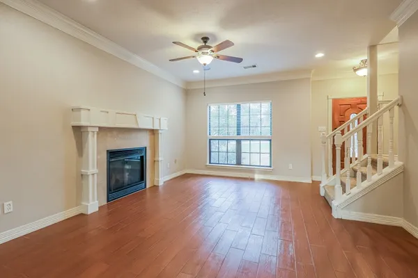 $1,750 | 612 Spruce Drive, Conroe, TX 77302