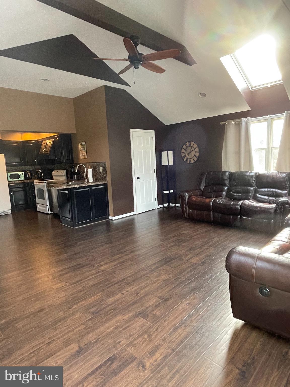 106 Harmil Road Broomall, PA 19008 - Photo 8 of 36 Gallery Image 8