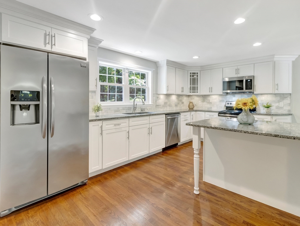 344 Old Post Road North Attleboro, MA 02760 - Photo 13 of 42