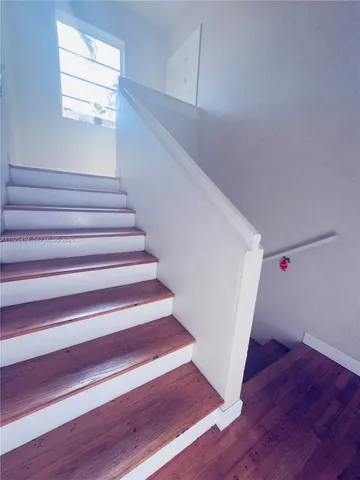 $2,390 | 350 84th Street, Unit 6, Miami Beach, FL 33141