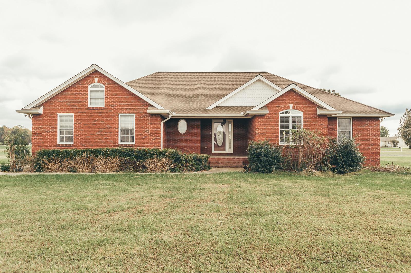 3004 Galen Road Lafayette, TN 37083 - Photo 2 of 30