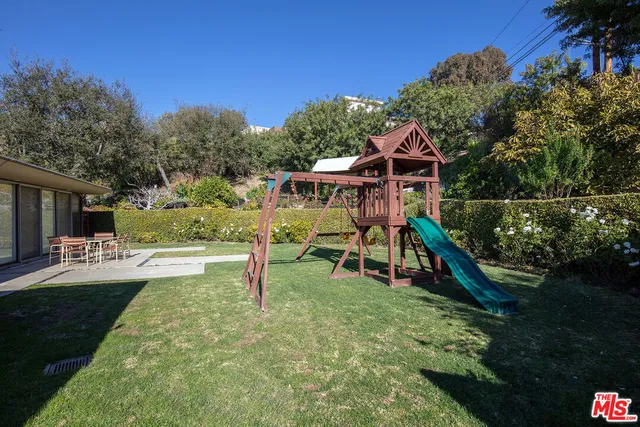 $7,975,000 | 765 North Tigertail Road, Los Angeles, CA 90049