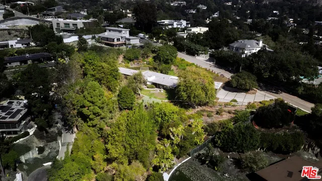 $7,975,000 | 765 North Tigertail Road, Los Angeles, CA 90049
