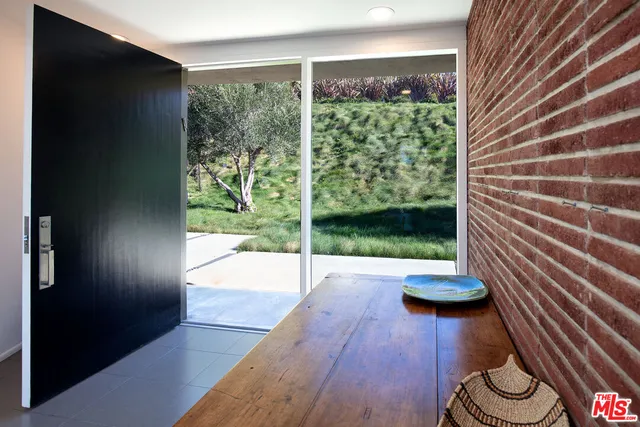 $7,975,000 | 765 North Tigertail Road, Los Angeles, CA 90049