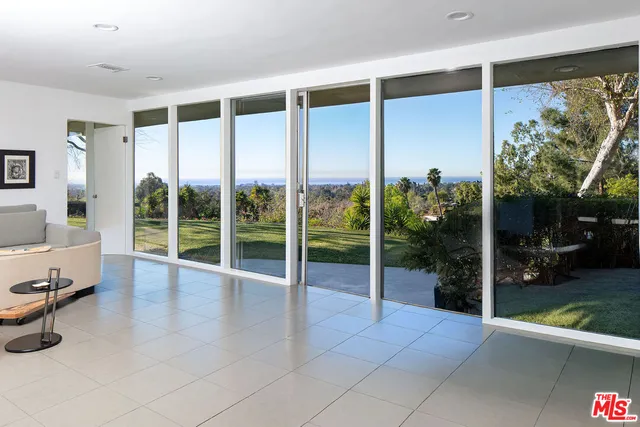 $7,975,000 | 765 North Tigertail Road, Los Angeles, CA 90049