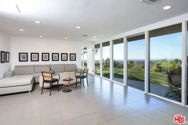 $7,975,000 | 765 North Tigertail Road, Los Angeles, CA 90049