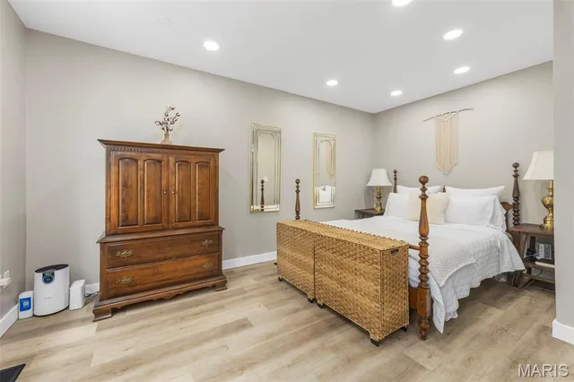 $450,000 | 620 South Benton Avenue, St. Charles, MO 63301