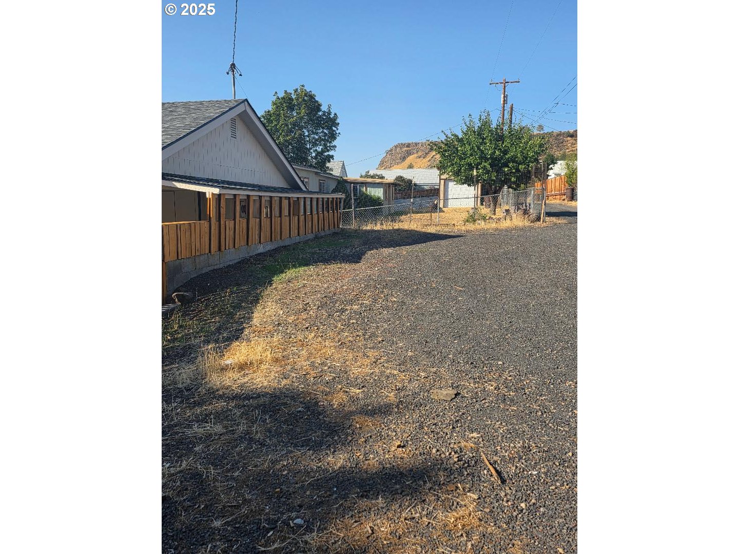 614 Staats Avenue Maupin, OR 97037 - Photo 38 of 39 a view of a backyard