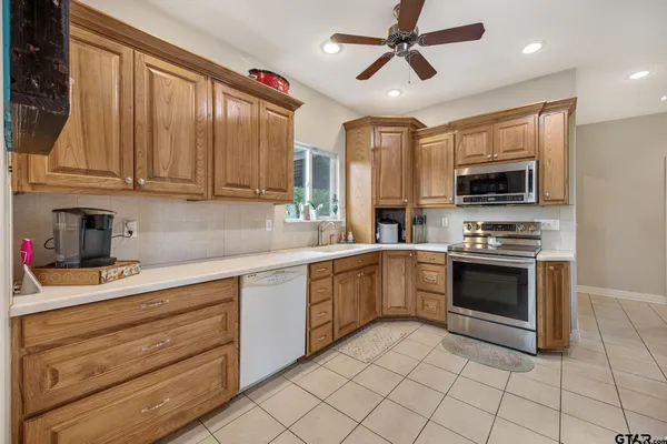 $330,000 | 16783 County Road 2143, Troup, TX 75789