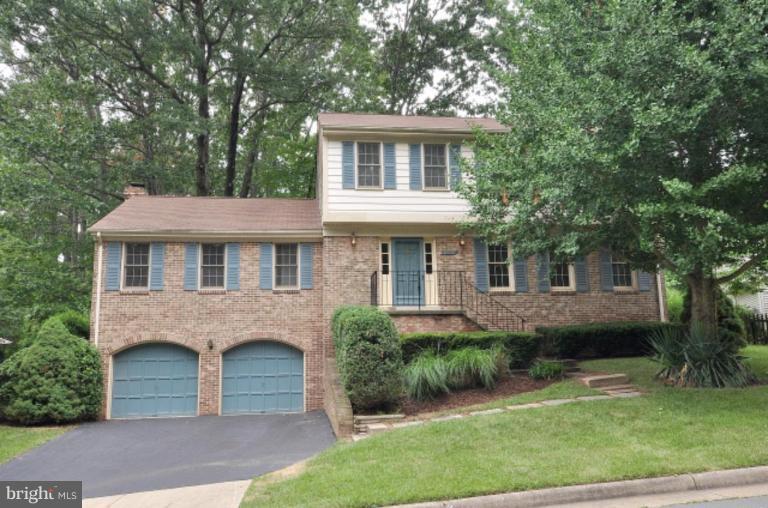 9853 Natick Road Burke, VA 22015 - Photo 1 of 24 Exterior (Main)