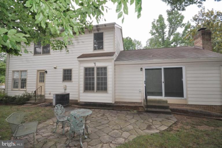 9853 Natick Road Burke, VA 22015 - Photo 24 of 24 Exterior (Rear)