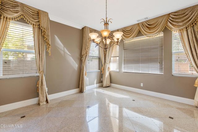 $6,700 | 5240 Via Dolores, Newbury Park, CA 91320