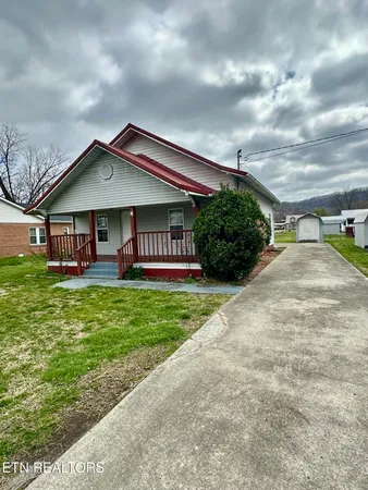 $115,000 | 921 Winchester Avenue, Middlesboro, KY 40965