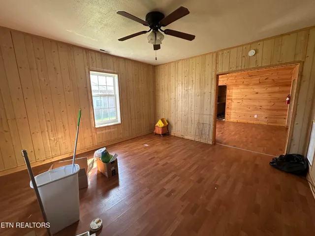 $115,000 | 921 Winchester Avenue, Middlesboro, KY 40965