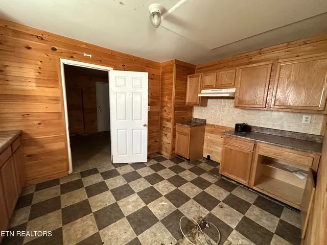 $115,000 | 921 Winchester Avenue, Middlesboro, KY 40965