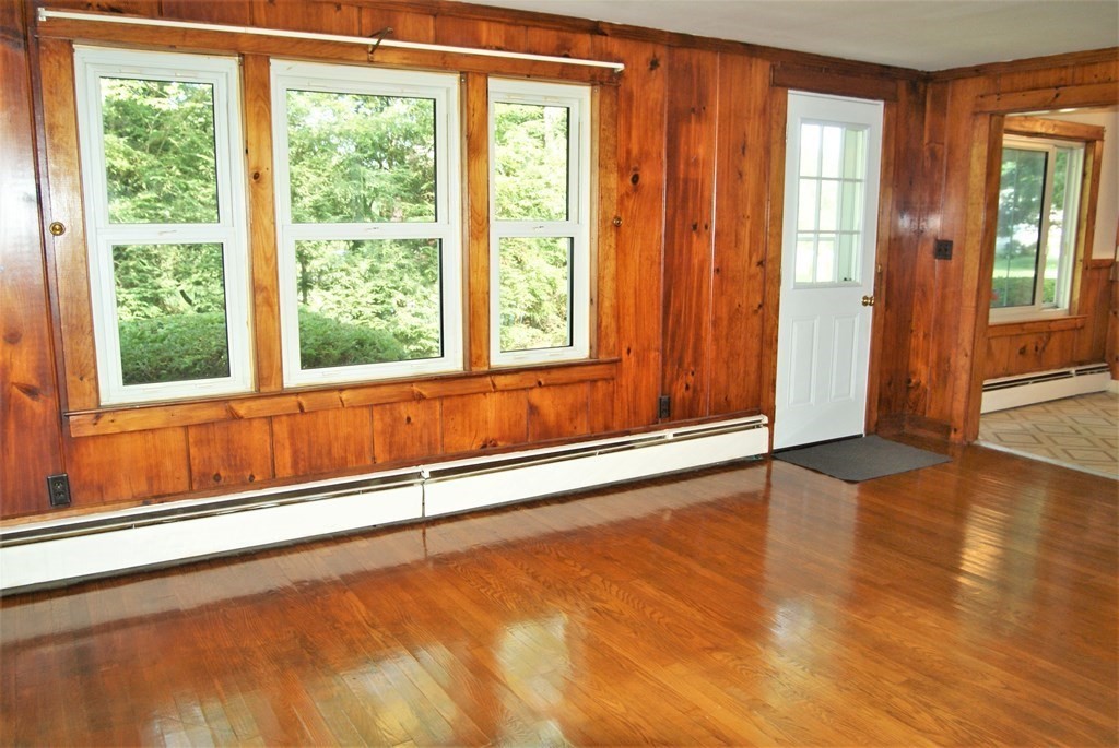 108 Partridge Hill Road Charlton, MA 01507 - Photo 8 of 30