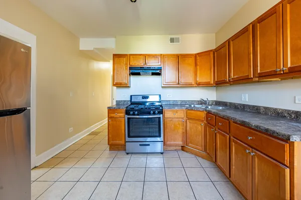 $1,800 | 1105 South Richmond Street, Unit 2, Chicago, IL 60612