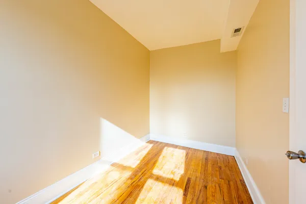 $1,800 | 1105 South Richmond Street, Unit 2, Chicago, IL 60612