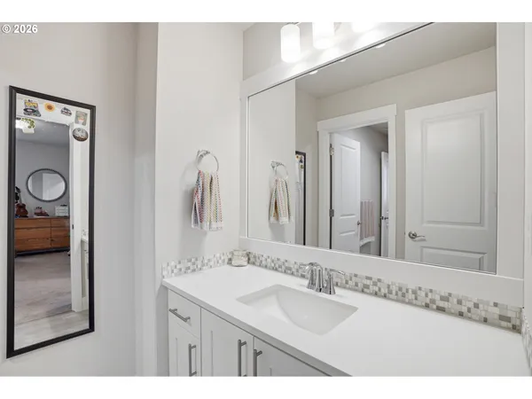 $799,000 | 8710 North Juniper Street, Camas, WA 98607