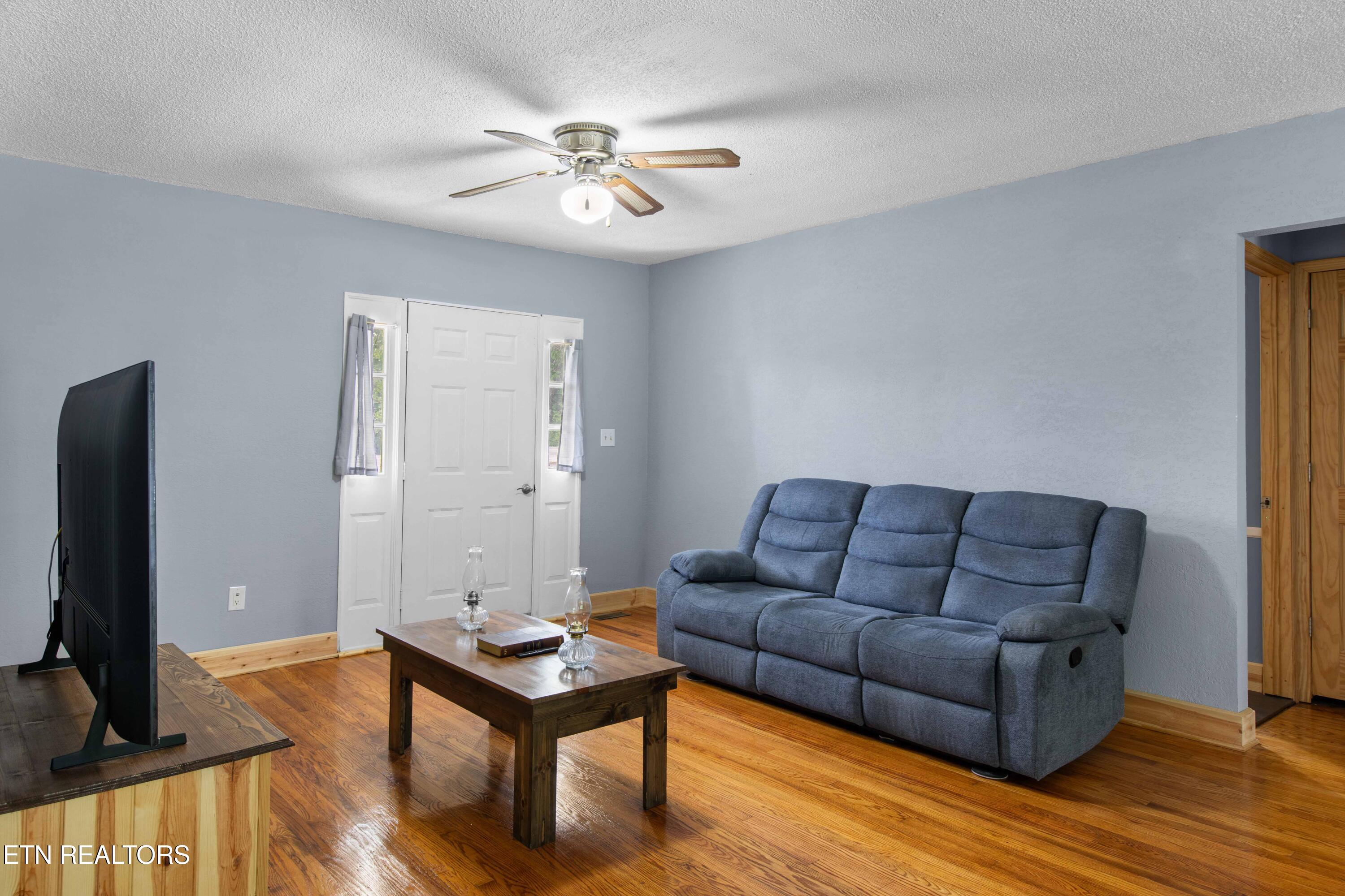 2473 Long Hollow Road La Follette, TN 37766 - Photo 7 of 41 030A4672
