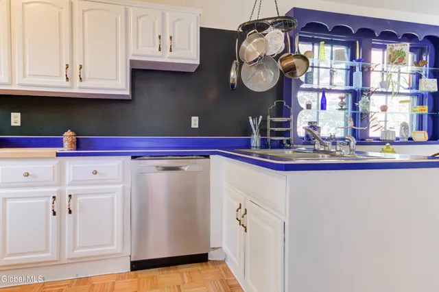 $319,000 | 1053 Brierwood Boulevard, Schenectady, NY 12308