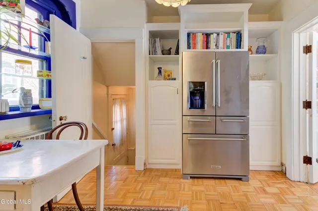 $319,000 | 1053 Brierwood Boulevard, Schenectady, NY 12308