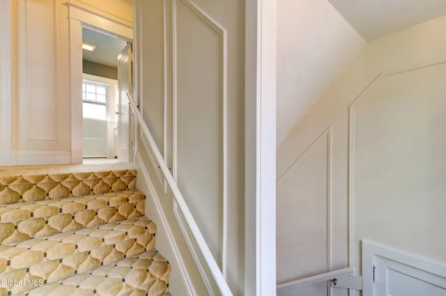 $319,000 | 1053 Brierwood Boulevard, Schenectady, NY 12308