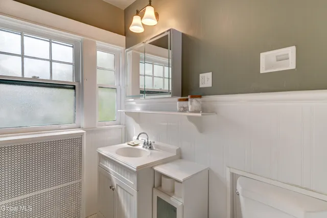 $319,000 | 1053 Brierwood Boulevard, Schenectady, NY 12308