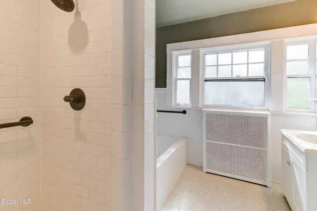 $319,000 | 1053 Brierwood Boulevard, Schenectady, NY 12308