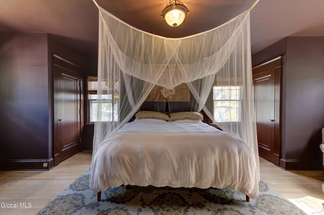 $319,000 | 1053 Brierwood Boulevard, Schenectady, NY 12308