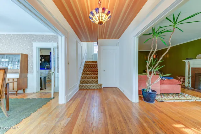 $319,000 | 1053 Brierwood Boulevard, Schenectady, NY 12308