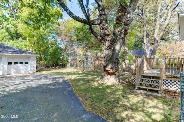 $319,000 | 1053 Brierwood Boulevard, Schenectady, NY 12308