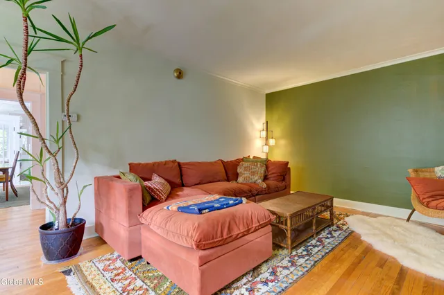 $319,000 | 1053 Brierwood Boulevard, Schenectady, NY 12308