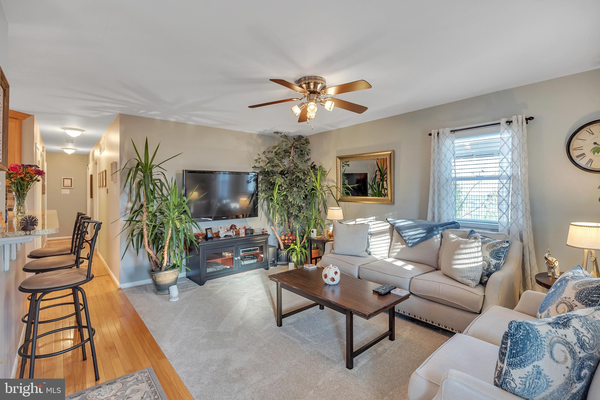 307 Franklin Road Glassboro, NJ 08028 - Photo 3 of 33