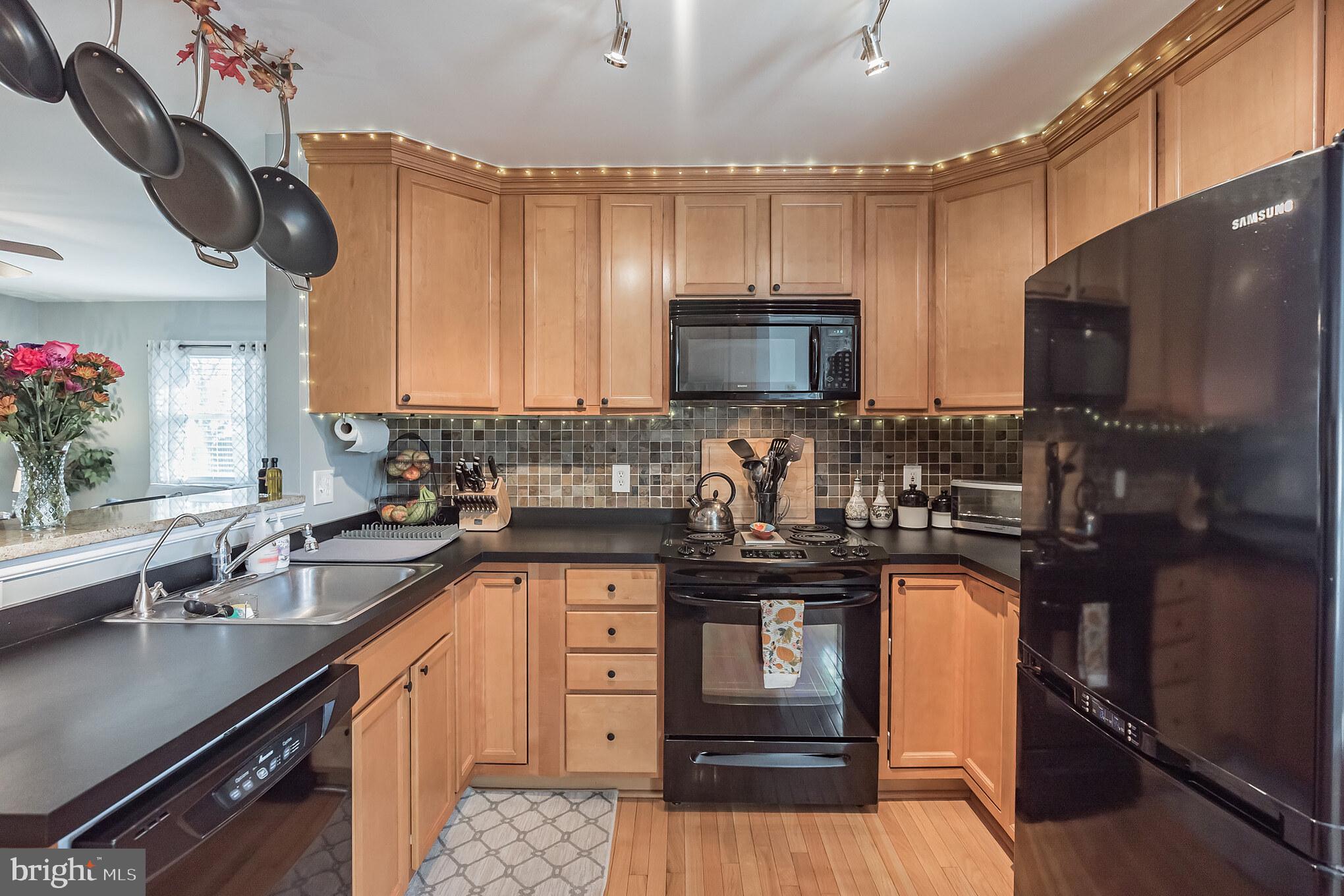 307 Franklin Road Glassboro, NJ 08028 - Photo 9 of 33