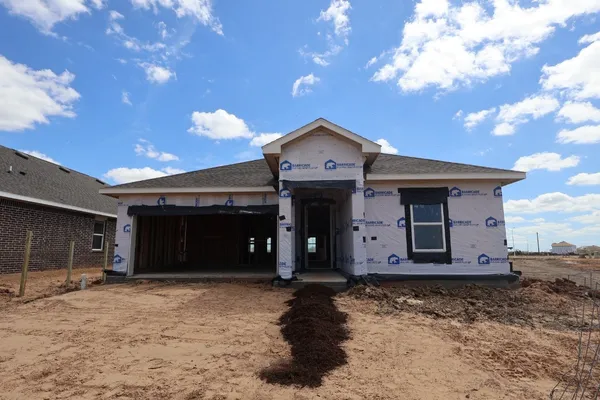 $311,190 | 7711 Jade Crst Drive, Angleton, TX 77515