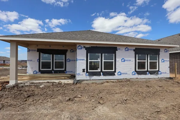 $311,190 | 7711 Jade Crst Drive, Angleton, TX 77515