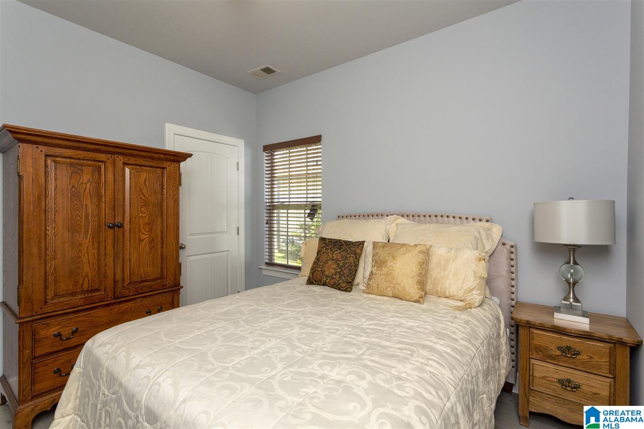 2060 Highview Way Calera, AL 35040 - Photo 11 of 31