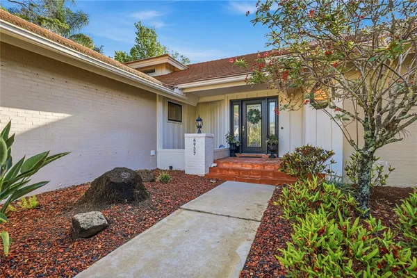 $1,625,000 | 4937 Landings Court, Sarasota, FL 34231