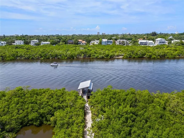 $1,625,000 | 4937 Landings Court, Sarasota, FL 34231