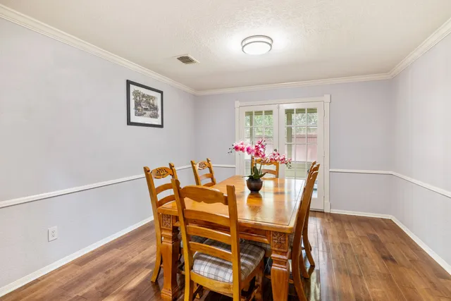 a view of sitting area in front of a house