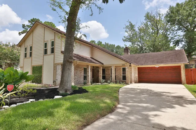 $350,000 | 6719 Ashmore Drive, Houston, TX 77069