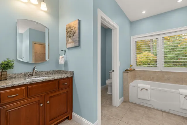 $1,925,000 | 38 Wisteria Drive, Dover, NH 03820