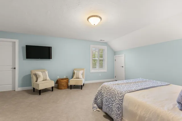 $1,925,000 | 38 Wisteria Drive, Dover, NH 03820