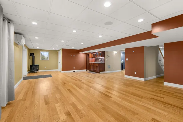 $1,925,000 | 38 Wisteria Drive, Dover, NH 03820