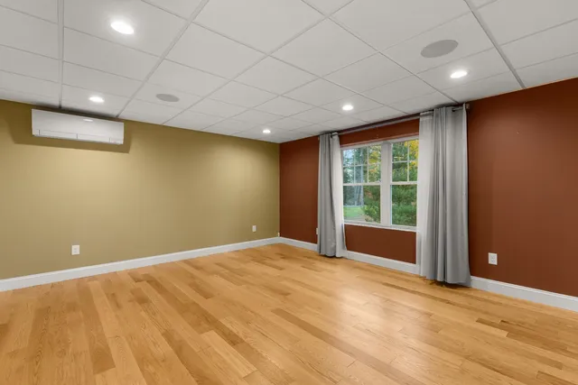 $1,925,000 | 38 Wisteria Drive, Dover, NH 03820