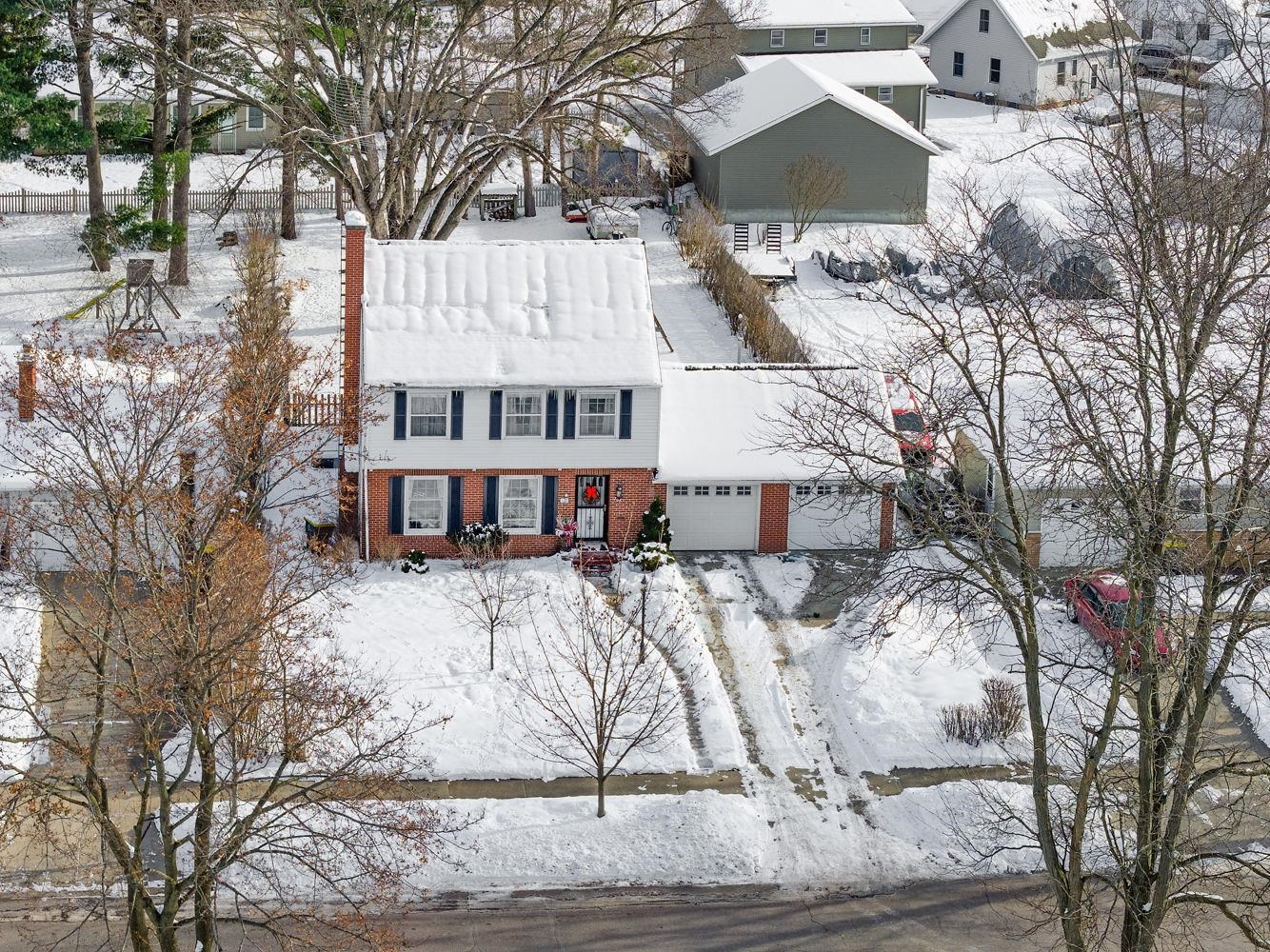 738 North Walnut Street Reedsburg, WI 53959 - Photo 3 of 38